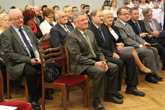 Szkoła Podstawowa nr 10 ma 45 lat (zdjęcia)