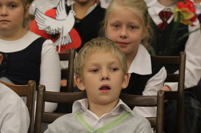 Szkoła Podstawowa nr 10 ma 45 lat (zdjęcia)