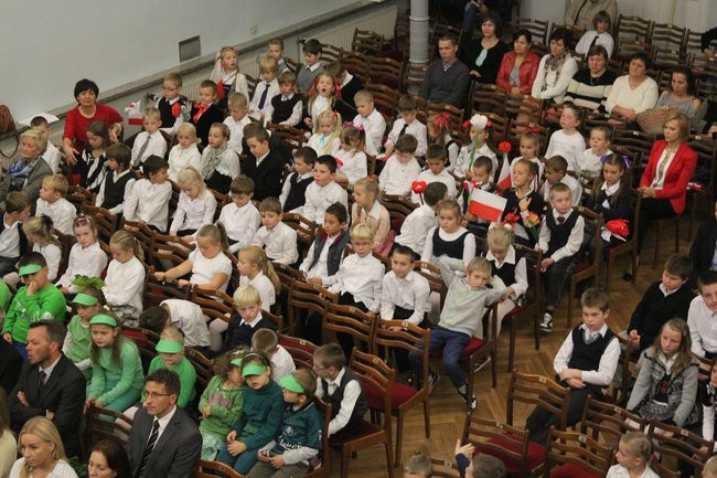 Szkoła Podstawowa nr 10 ma 45 lat (zdjęcia)