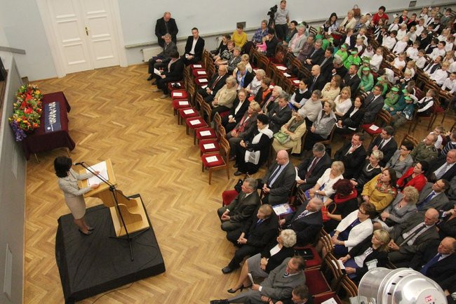 Szkoła Podstawowa nr 10 ma 45 lat (zdjęcia)