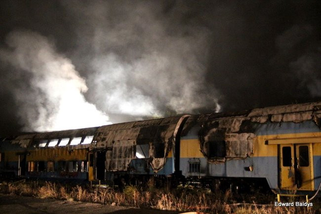 Płonęły wagony na leszczyńskim dworcu (zdjęcia)
