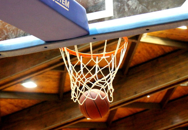 Ruszyła liga koszykarzy (zdjęcia)