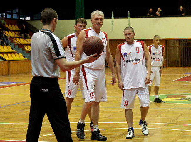 Ruszyła liga koszykarzy (zdjęcia)