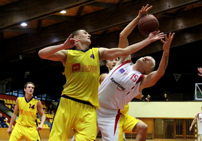 Ruszyła liga koszykarzy (zdjęcia)