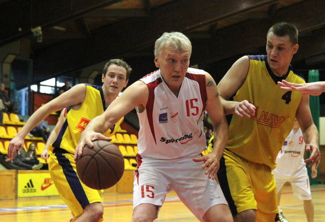 Ruszyła liga koszykarzy (zdjęcia)