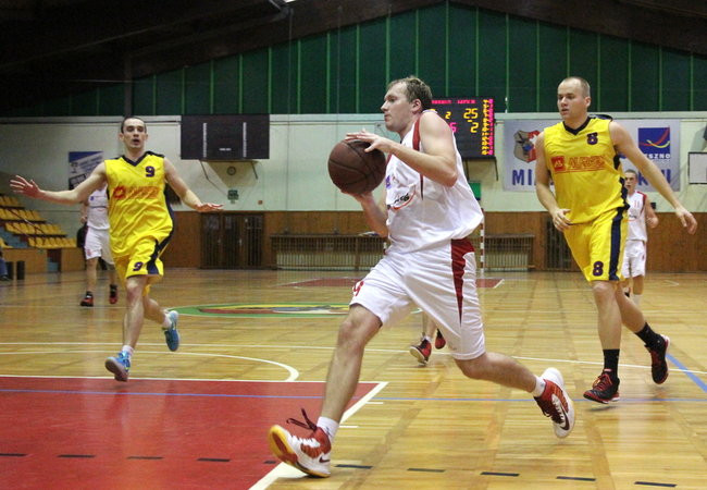 Ruszyła liga koszykarzy (zdjęcia)