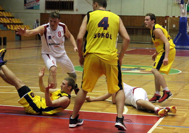 Ruszyła liga koszykarzy (zdjęcia)