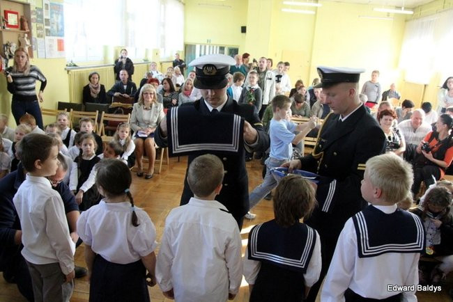 Marynarze u pierwszoklasistów (zdjęcia)