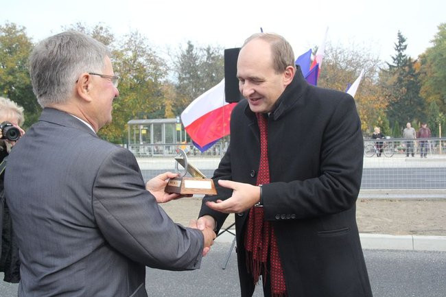 Przecięli wstęgę na drodze nr 5 (zdjęcia)