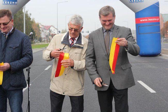 Przecięli wstęgę na drodze nr 5 (zdjęcia)