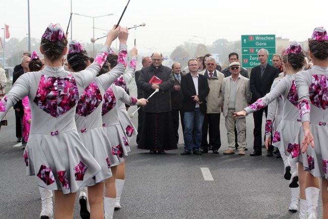 Przecięli wstęgę na drodze nr 5 (zdjęcia)