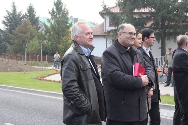 Przecięli wstęgę na drodze nr 5 (zdjęcia)