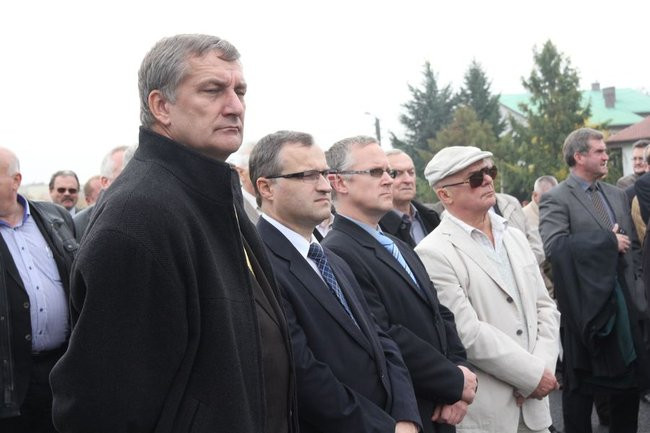 Przecięli wstęgę na drodze nr 5 (zdjęcia)