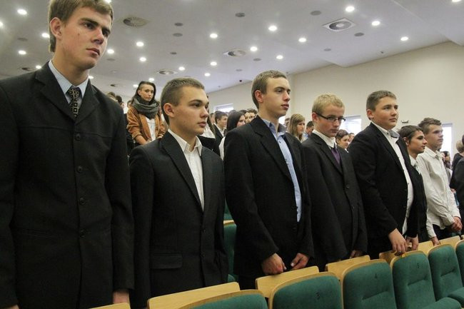 Pasowanie w ZSOŚ (zdjęcia)