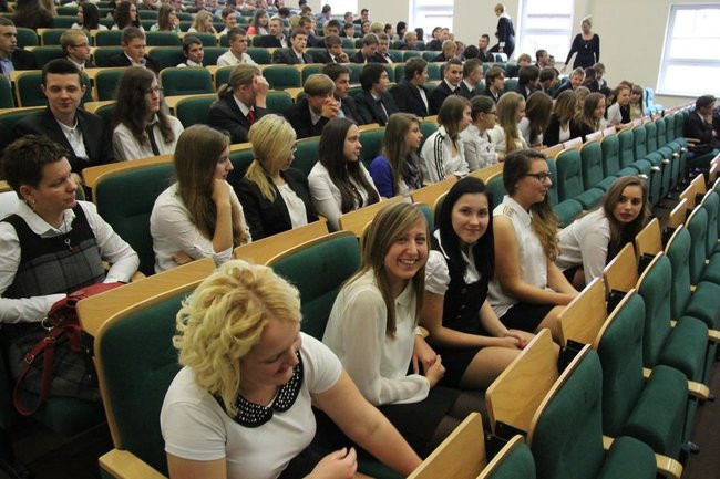 Pasowanie w ZSOŚ (zdjęcia)