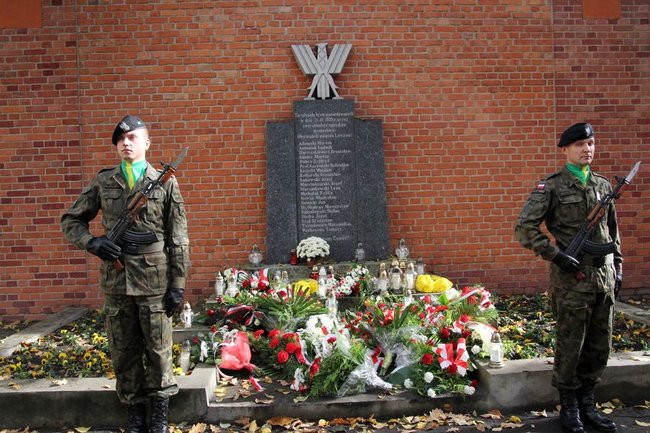 Wiedzieli, że idą na śmierć (zdjęcia)