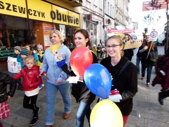 Marsz przeciw marnowaniu jedzenia (zdjęcia)