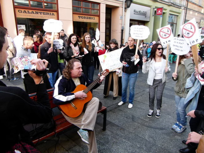 Marsz przeciw marnowaniu jedzenia (zdjęcia)