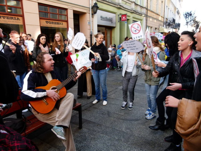 Marsz przeciw marnowaniu jedzenia (zdjęcia)