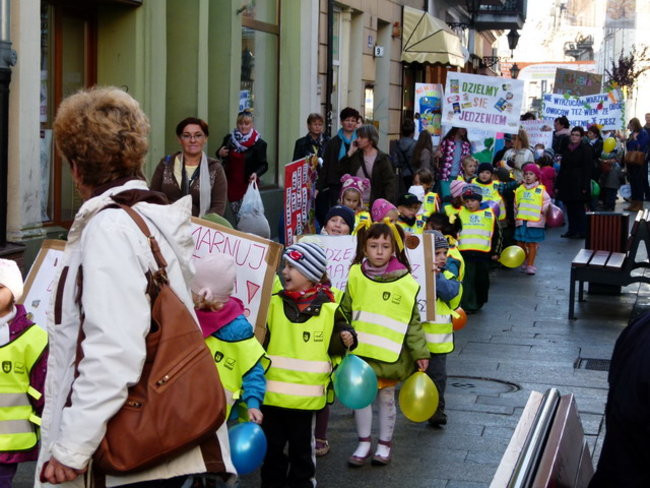 Marsz przeciw marnowaniu jedzenia (zdjęcia)