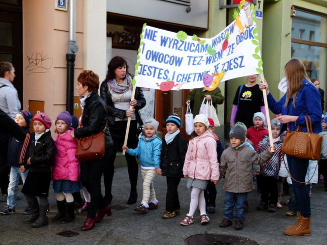 Marsz przeciw marnowaniu jedzenia (zdjęcia)