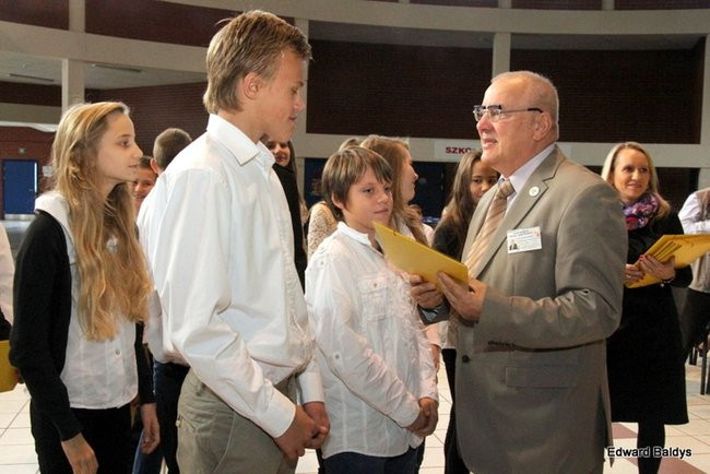 Pasowanie na ucznia Gimnazjum nr 7 (zdjęcia)