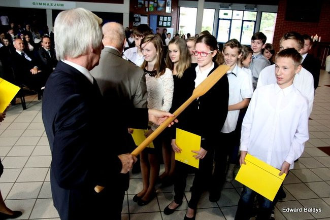 Pasowanie na ucznia Gimnazjum nr 7 (zdjęcia)