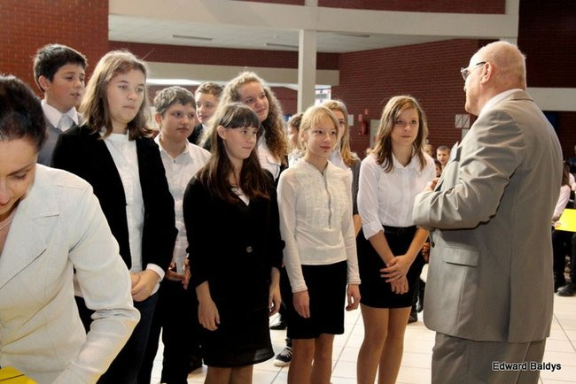 Pasowanie na ucznia Gimnazjum nr 7 (zdjęcia)