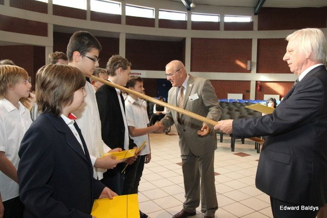 Pasowanie na ucznia Gimnazjum nr 7 (zdjęcia)