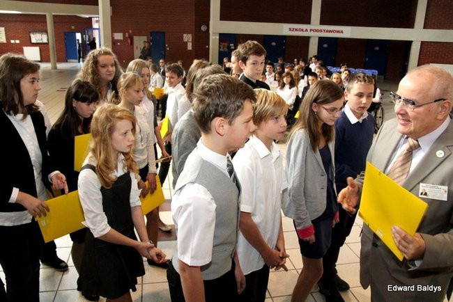 Pasowanie na ucznia Gimnazjum nr 7 (zdjęcia)