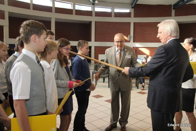 Pasowanie na ucznia Gimnazjum nr 7 (zdjęcia)