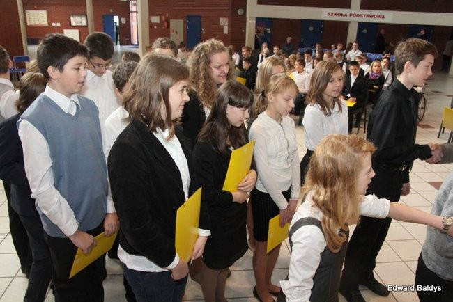 Pasowanie na ucznia Gimnazjum nr 7 (zdjęcia)