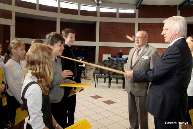 Pasowanie na ucznia Gimnazjum nr 7 (zdjęcia)