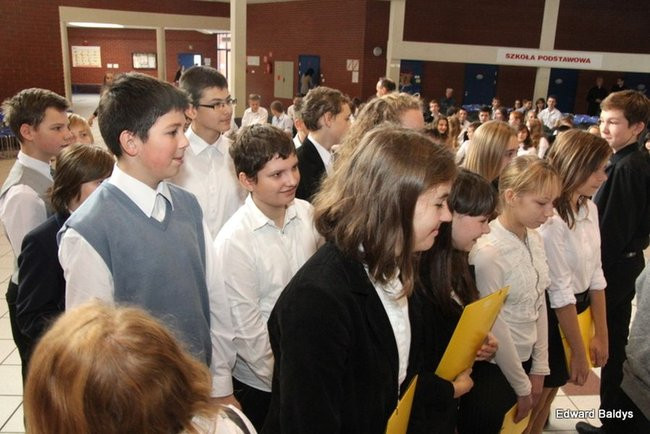 Pasowanie na ucznia Gimnazjum nr 7 (zdjęcia)