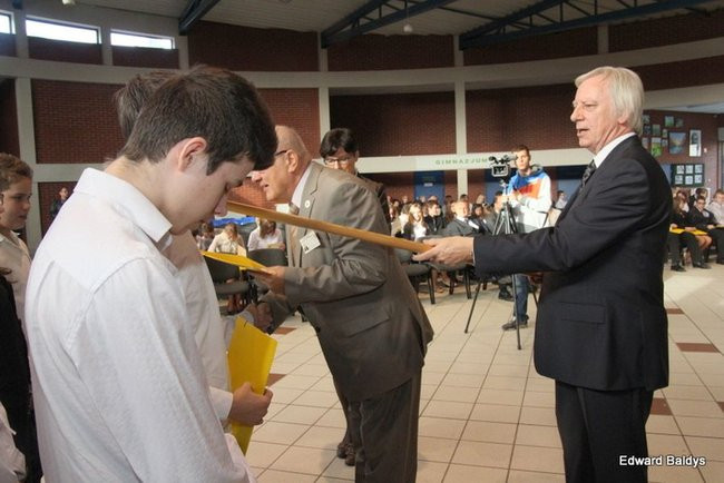 Pasowanie na ucznia Gimnazjum nr 7 (zdjęcia)