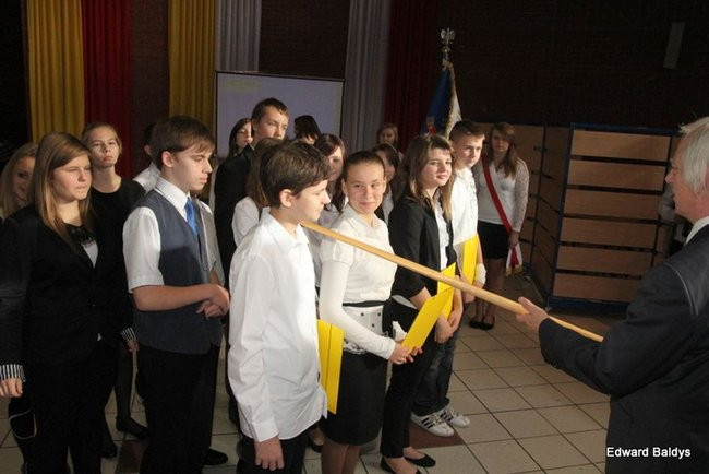 Pasowanie na ucznia Gimnazjum nr 7 (zdjęcia)