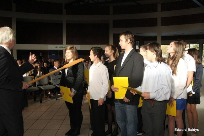 Pasowanie na ucznia Gimnazjum nr 7 (zdjęcia)