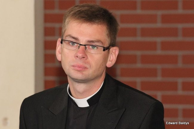 Pasowanie na ucznia Gimnazjum nr 7 (zdjęcia)