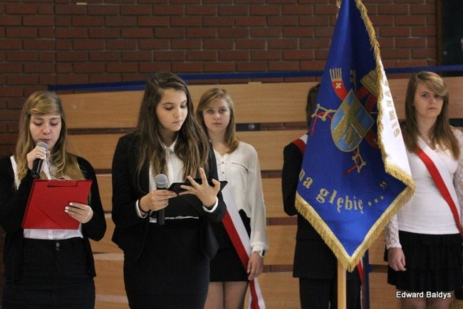 Pasowanie na ucznia Gimnazjum nr 7 (zdjęcia)