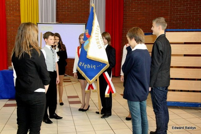 Pasowanie na ucznia Gimnazjum nr 7 (zdjęcia)