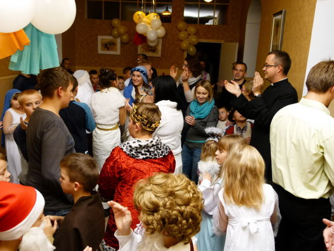 Bal Wszystkich Świętych w Rydzynie (zdjęcia)