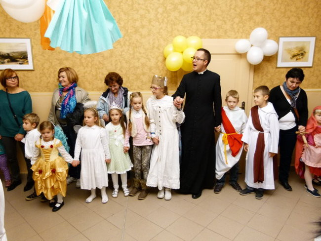 Bal Wszystkich Świętych w Rydzynie (zdjęcia)