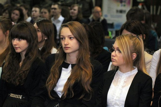 II LO podpisało umowę z wojskiem (zdjęcia)