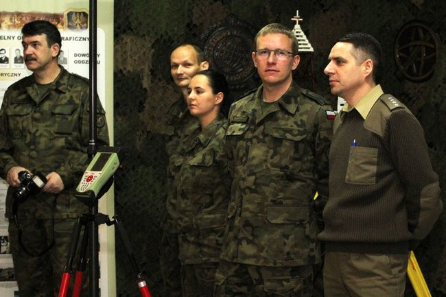 II LO podpisało umowę z wojskiem (zdjęcia)