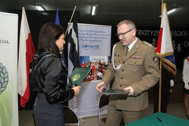 II LO podpisało umowę z wojskiem (zdjęcia)