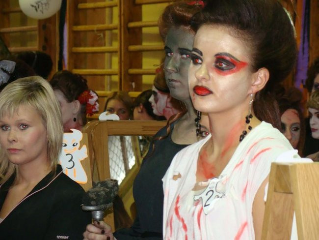 Halloweenowy salon piękności (zdjęcia)