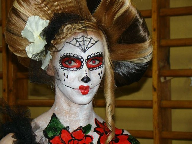 Halloweenowy salon piękności (zdjęcia)