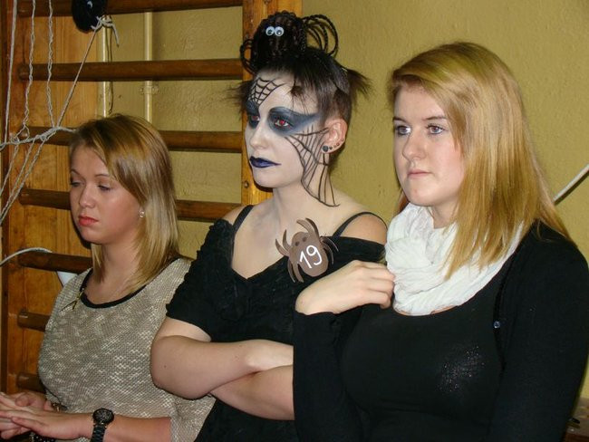 Halloweenowy salon piękności (zdjęcia)