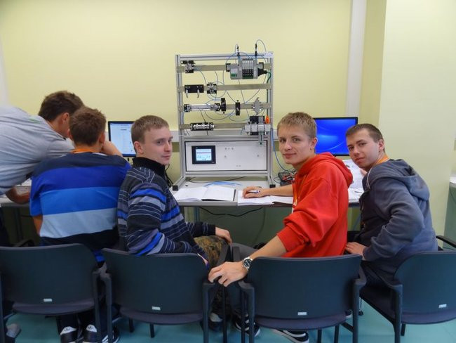 Są w technikum, a czują się jak studenci (zdjęcia)