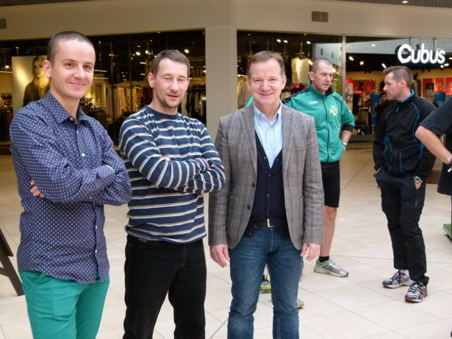 Tumko rozpoczął atak (zdjęcia)